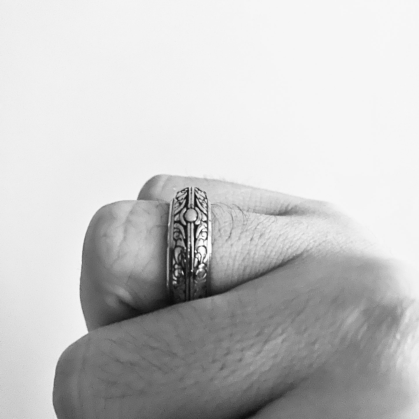 Wu Kong Spinner Ring