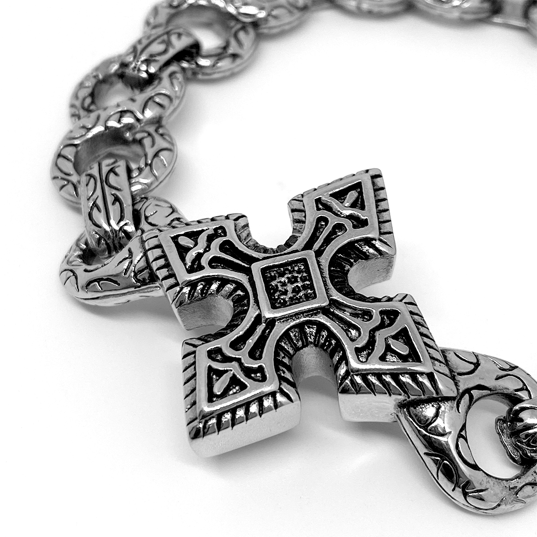 Templar Crosshair Bracelet