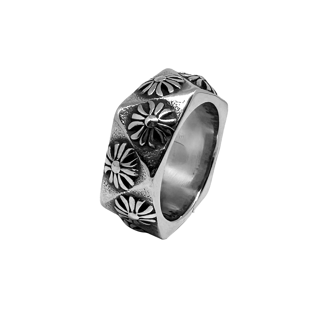Tri Fleur Ring