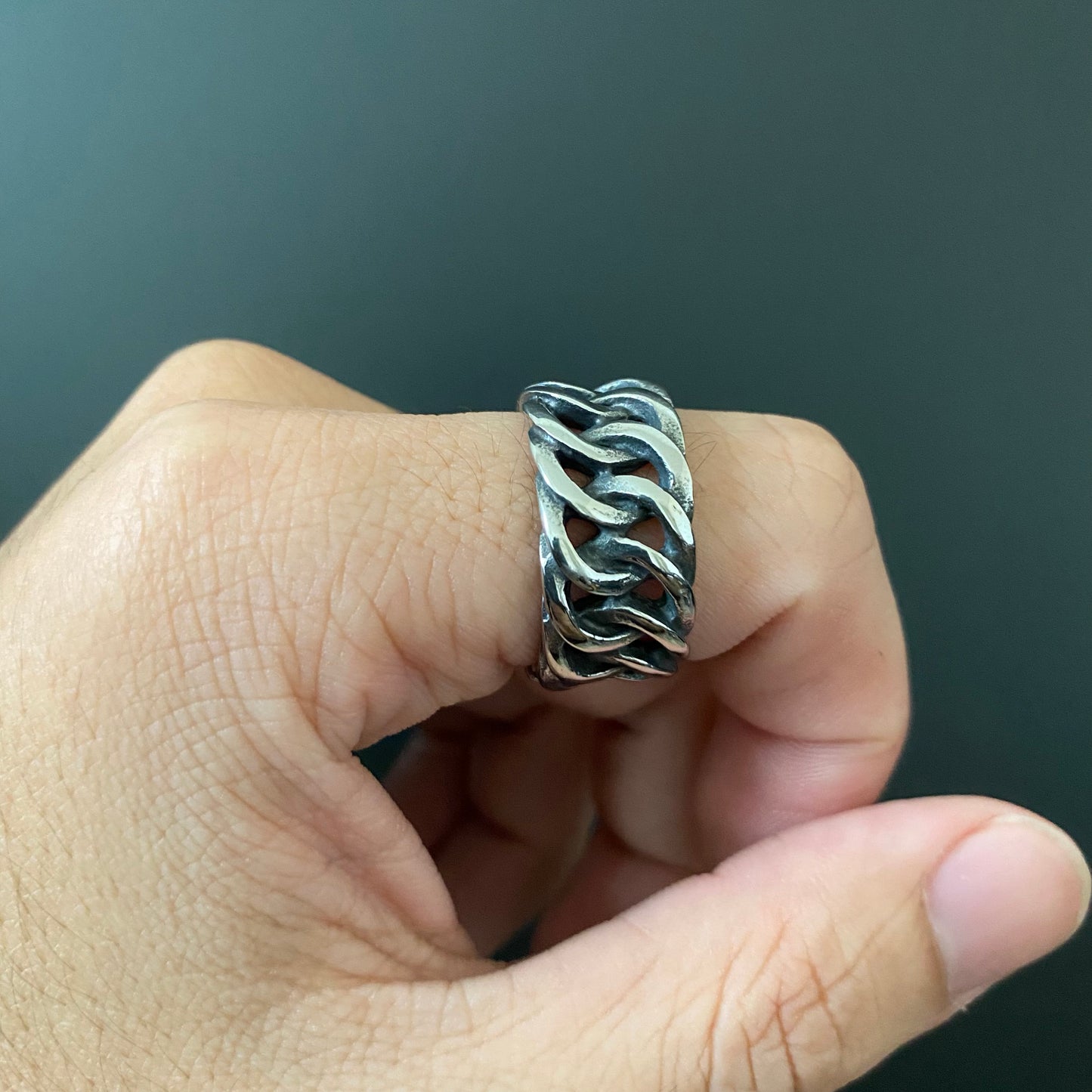 Curb Link Ring