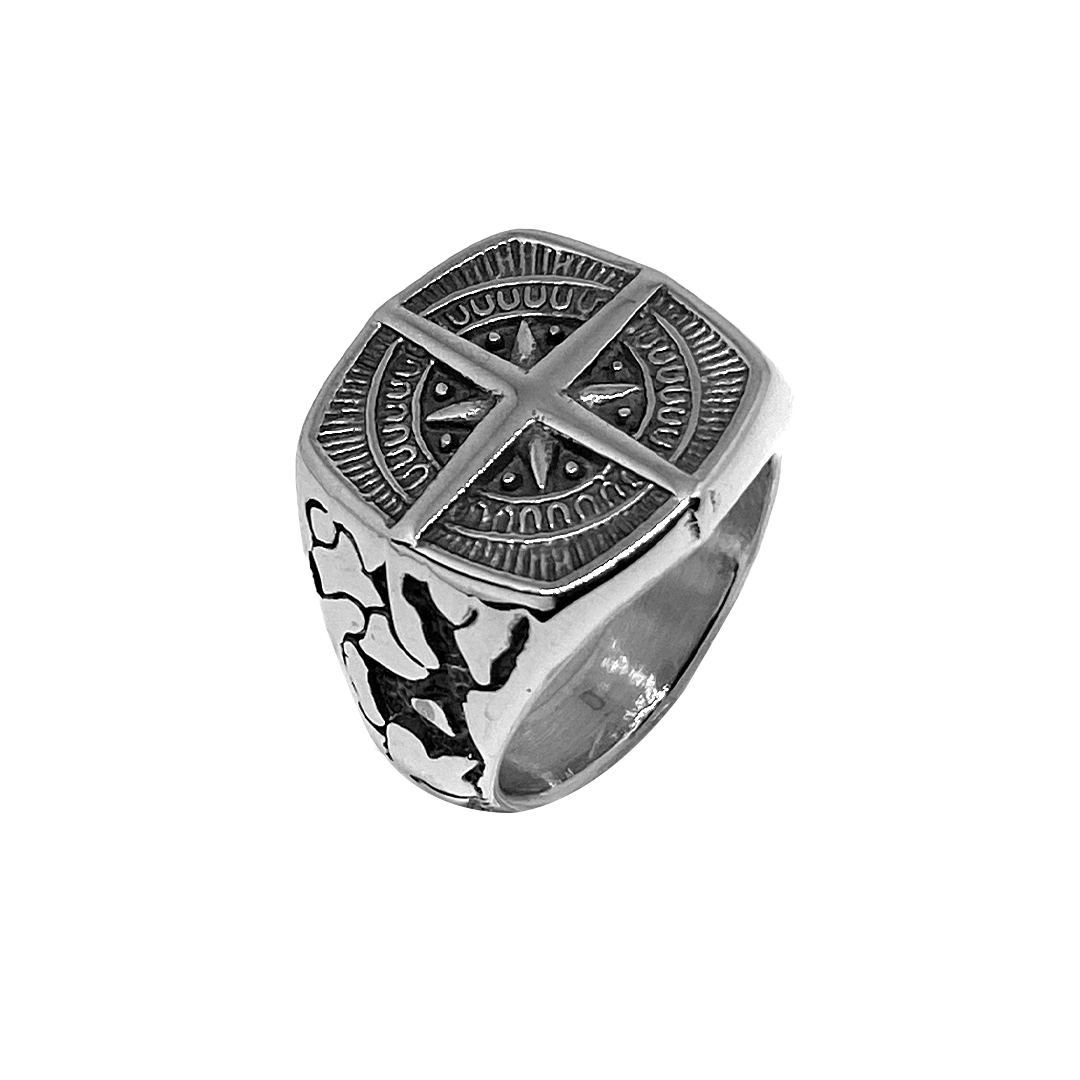 Stoned Compass Ring