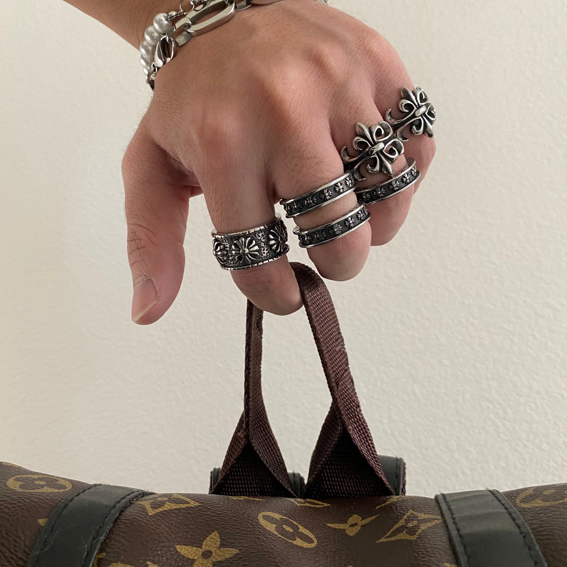 Chrome hearts floral ring deals